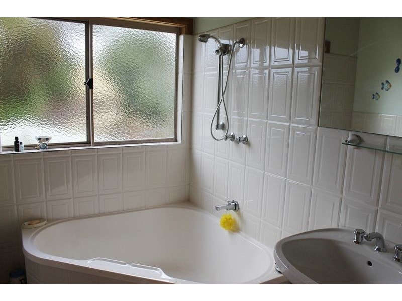 60 The Esplanade, Cape Woolamai VIC 3925