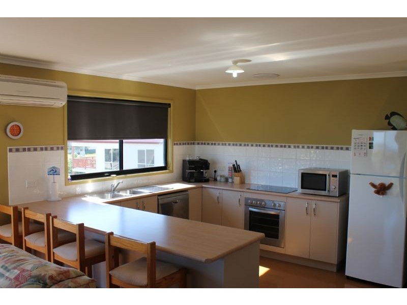 6 Saltwater Place, Sunset Strip VIC 3922