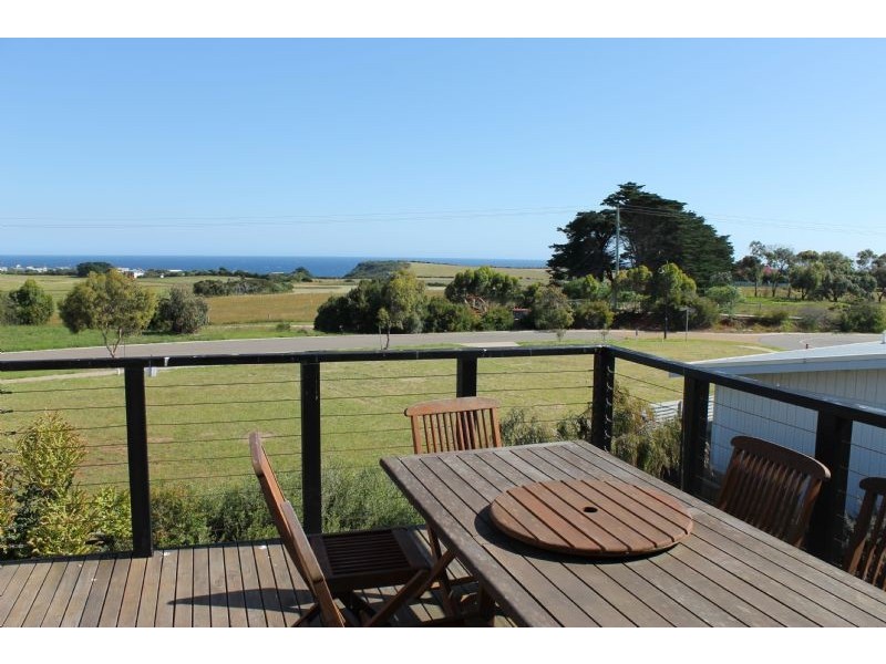 6 Saltwater Place, Sunset Strip VIC 3922