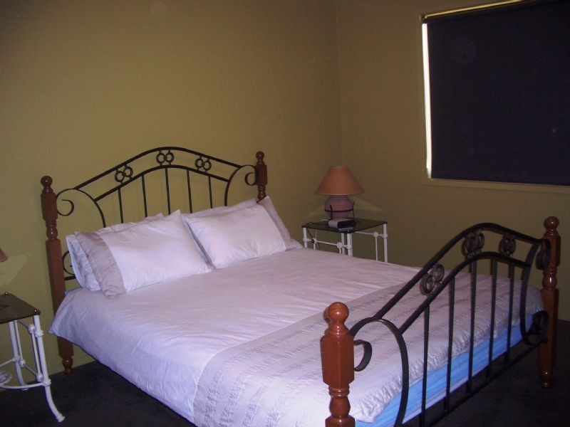 6 Saltwater Place, Sunset Strip VIC 3922