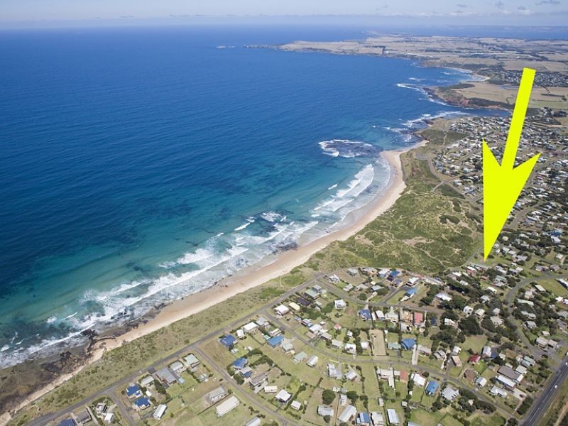 126 The Esplanade, Surf Beach VIC 3922