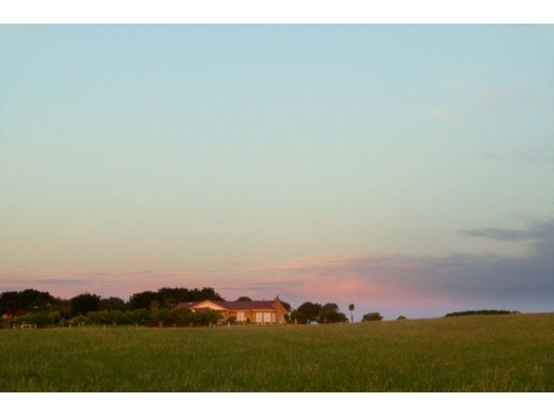 225 Gap Road, Smiths Beach VIC 3922