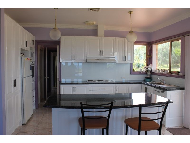 225 Gap Road, Smiths Beach VIC 3922