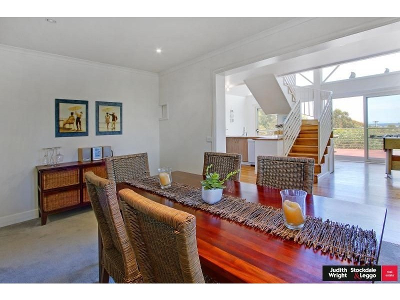 35 Dolphin Drv, Smiths Beach VIC 3922