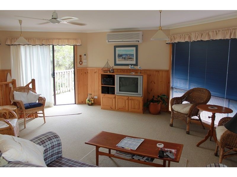 14 Devon Avenue, Ventnor VIC 3922