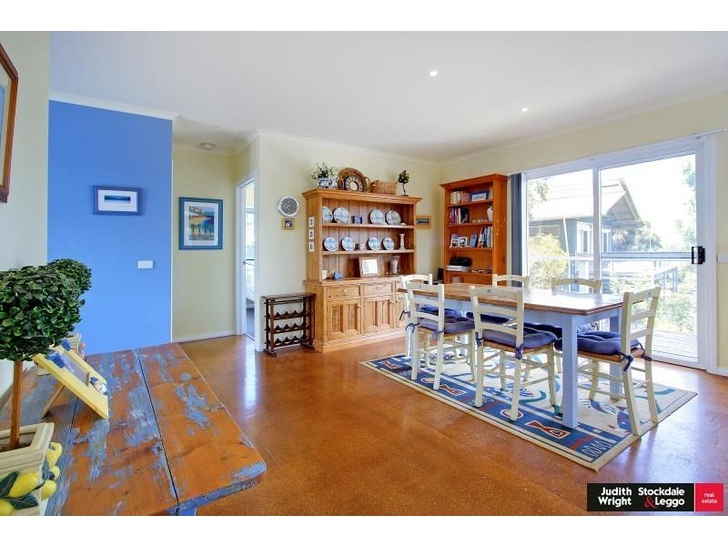 45 Dolphin Drive, Smiths Beach VIC 3922