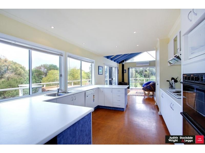 45 Dolphin Drive, Smiths Beach VIC 3922