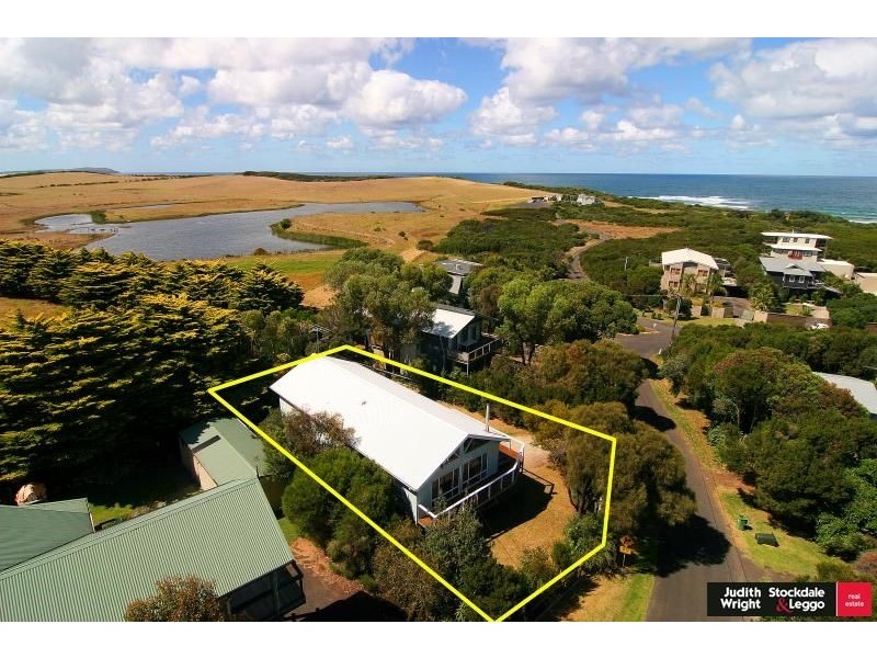 45 Dolphin Drive, Smiths Beach VIC 3922