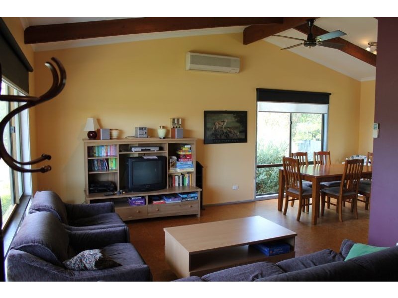 9 Driftwood Drive, Cowes VIC 3922