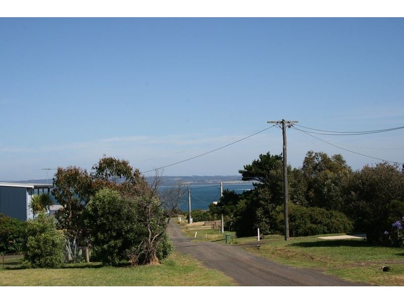 14 Bembridge Crescent, Ventnor VIC 3922