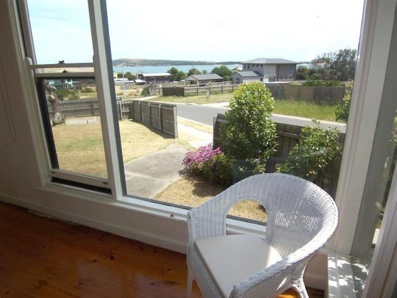 24 Shetland Heights Road, San Remo VIC 3925