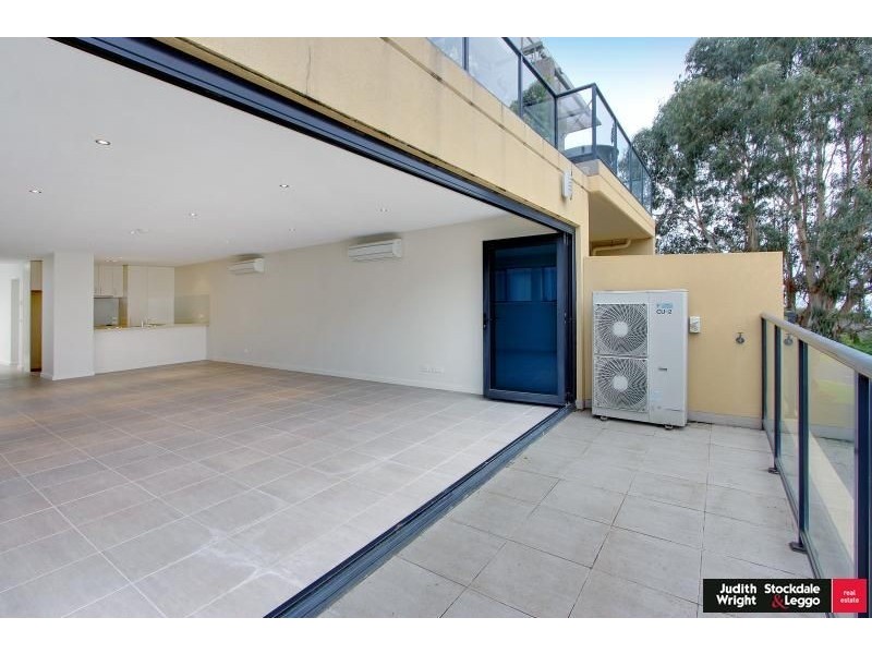 2/21 The Esplanade, Cowes VIC 3922