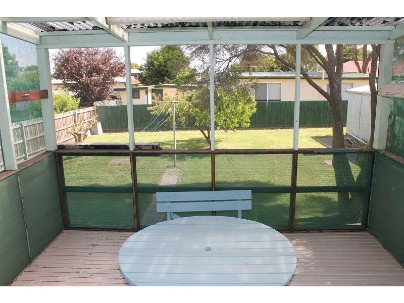 12 Lawrence Street, Cowes VIC 3922