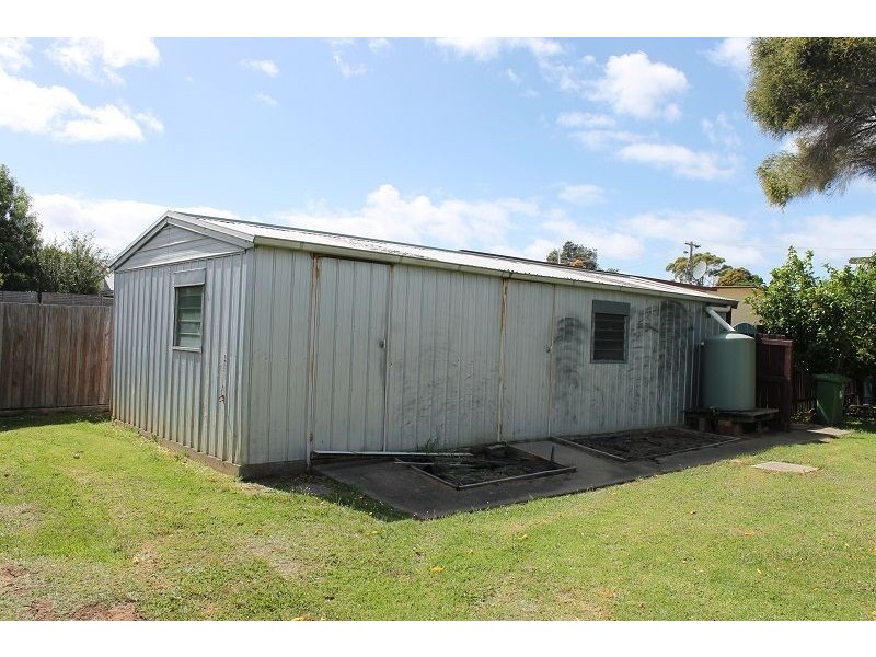 12 Lawrence Street, Cowes VIC 3922