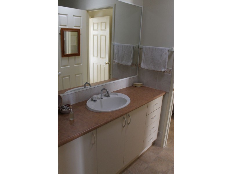 Villa 35/48-80 Settlement Road, Cowes VIC 3922