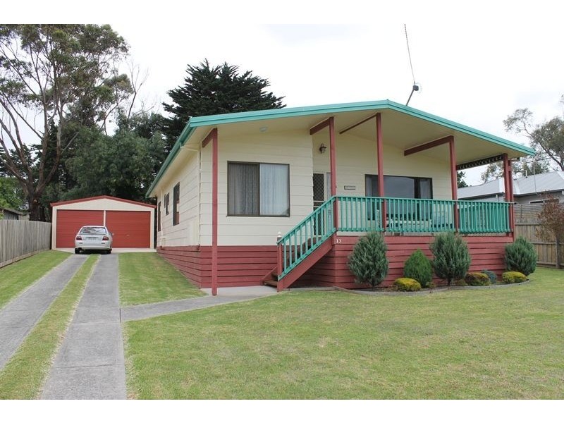 13 Lawrence Street, Cowes VIC 3922