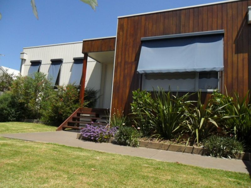 5 Redwood Drive, Cowes VIC 3922