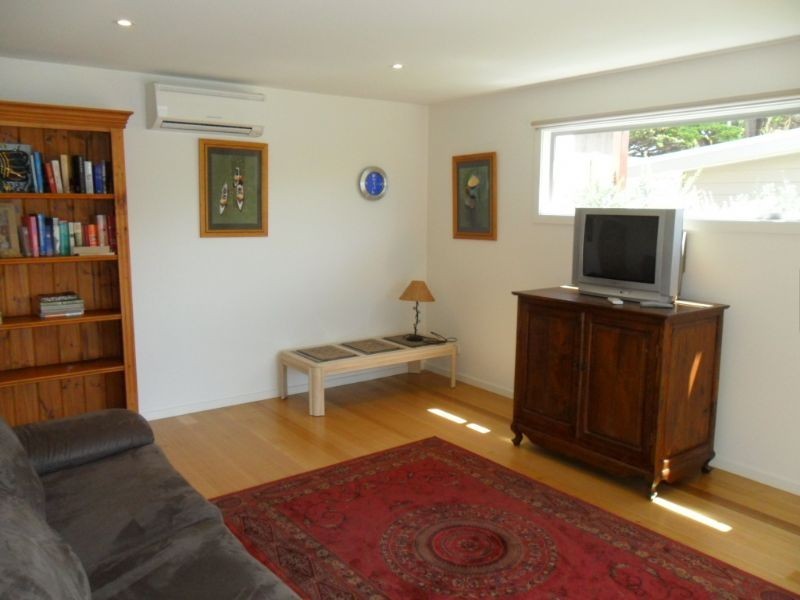 5 Redwood Drive, Cowes VIC 3922