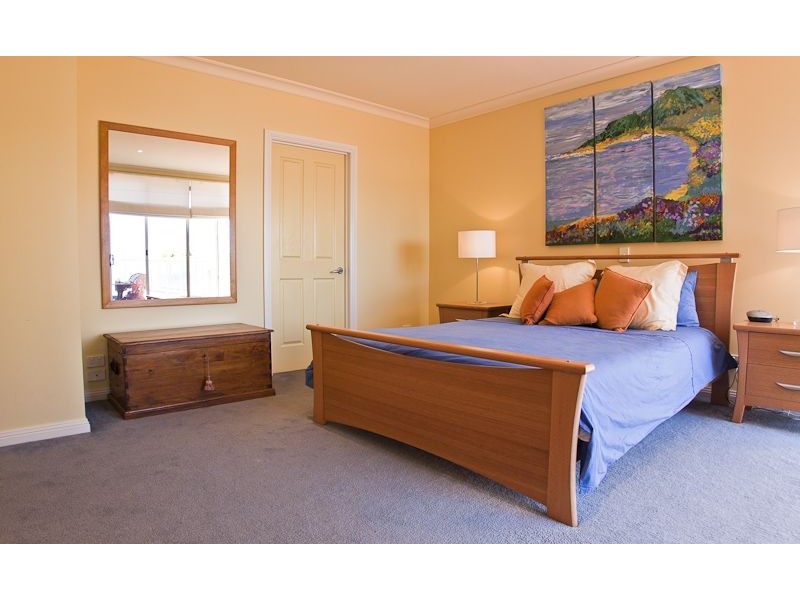 17/15-16 The Esplanade, Cowes VIC 3922