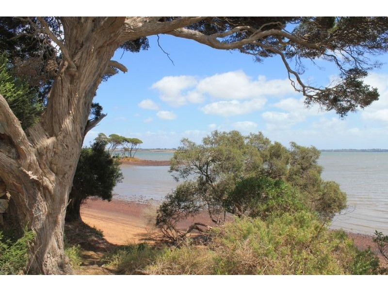 5 Rennison Road, Newhaven VIC 3925