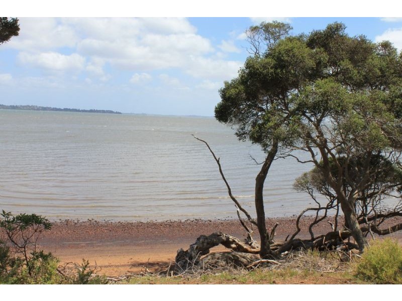 5 Rennison Road, Newhaven VIC 3925