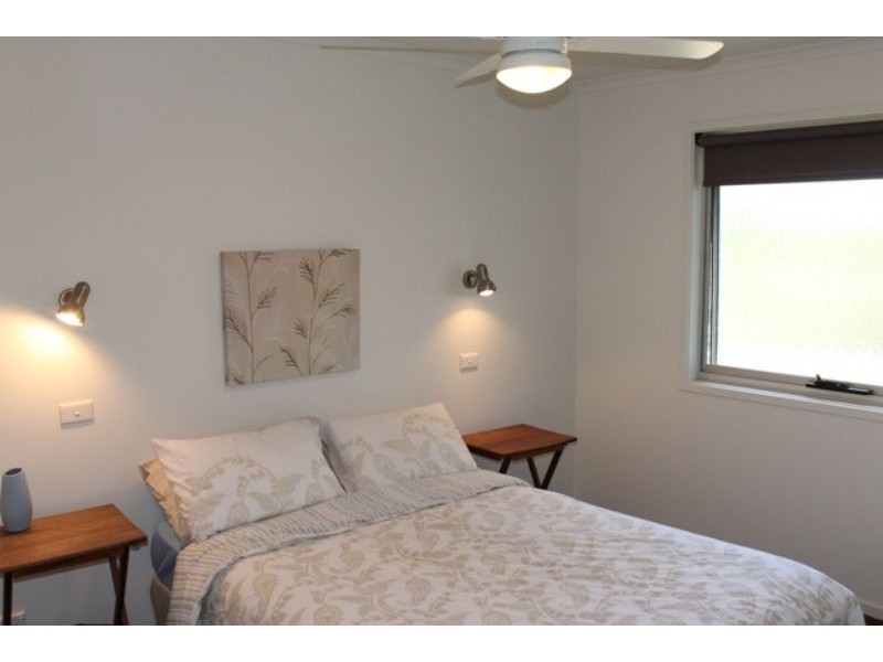 1/10 – 12 Medina Road, Cowes VIC 3922