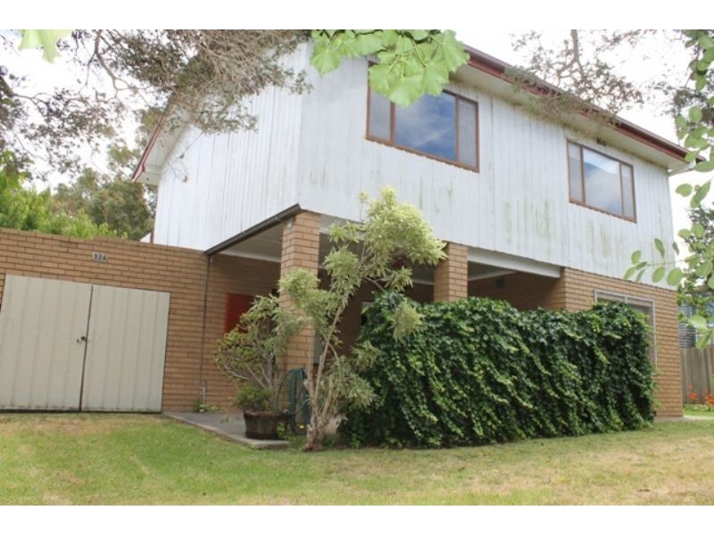 526 Settlement Road, Cowes VIC 3922