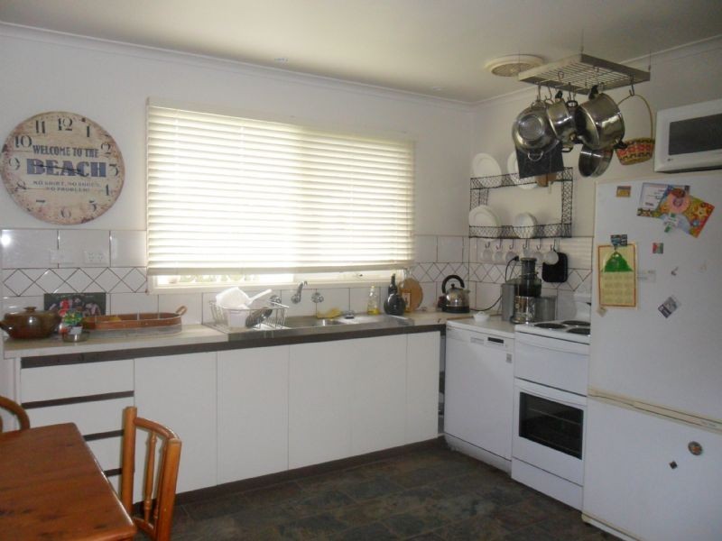 24 Second Avenue, Cape Woolamai VIC 3925