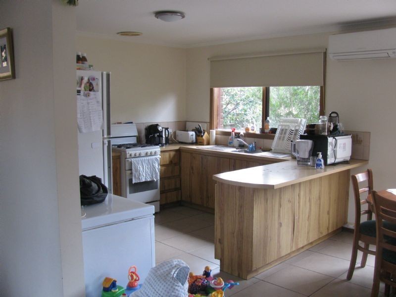 33 Birdwood Avenue, Cowes VIC 3922