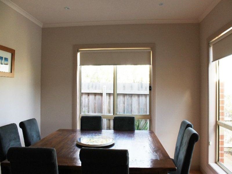 27 Katherine Circuit, Cowes VIC 3922
