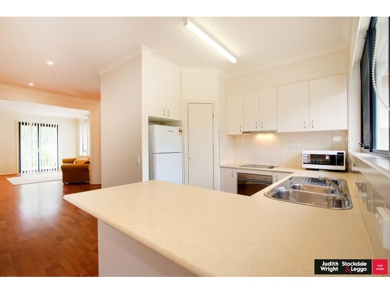 4/27 Chapel Street, Cowes VIC 3922