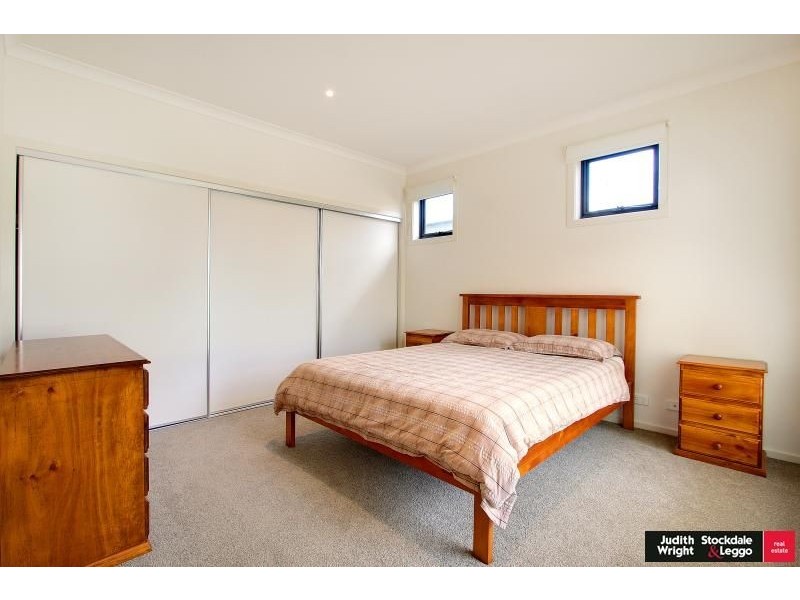4/27 Chapel Street, Cowes VIC 3922