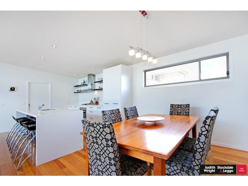3 Cove Place, Cowes VIC 3922