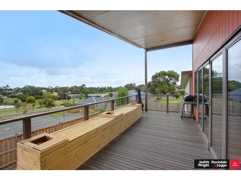 3 Currawong Close, Cowes VIC 3922