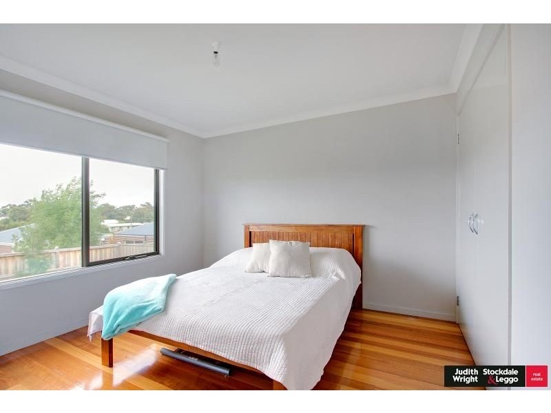 3 Currawong Close, Cowes VIC 3922