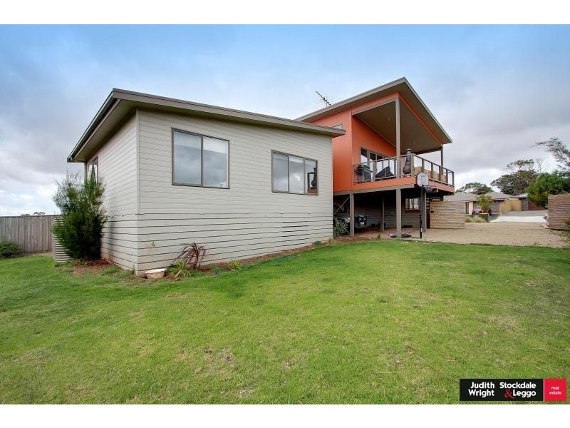 3 Currawong Close, Cowes VIC 3922