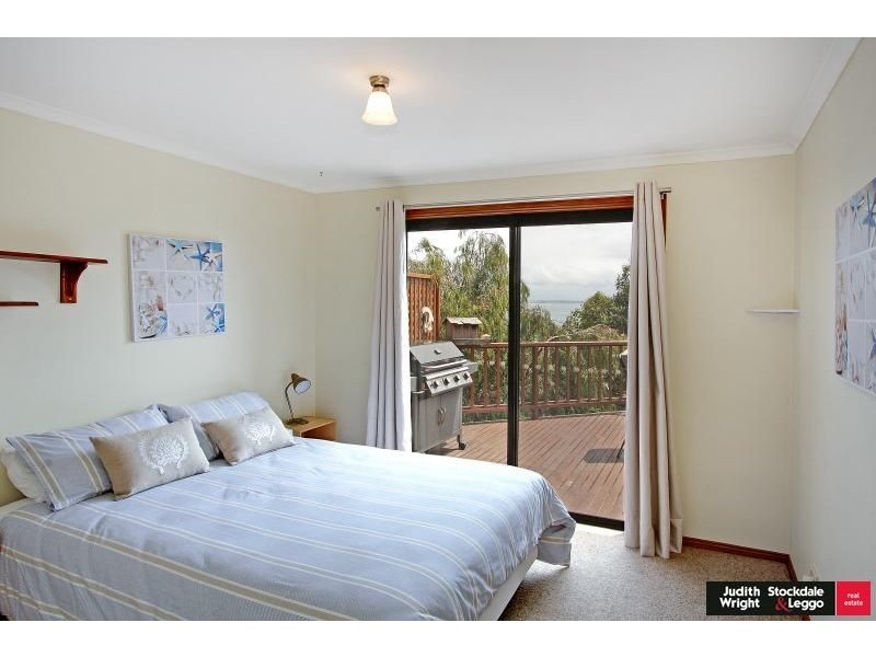 7 Bonwick Avenue, San Remo VIC 3925