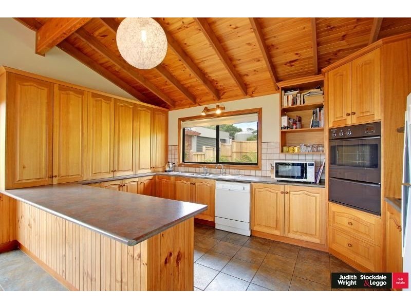 7 Bonwick Avenue, San Remo VIC 3925