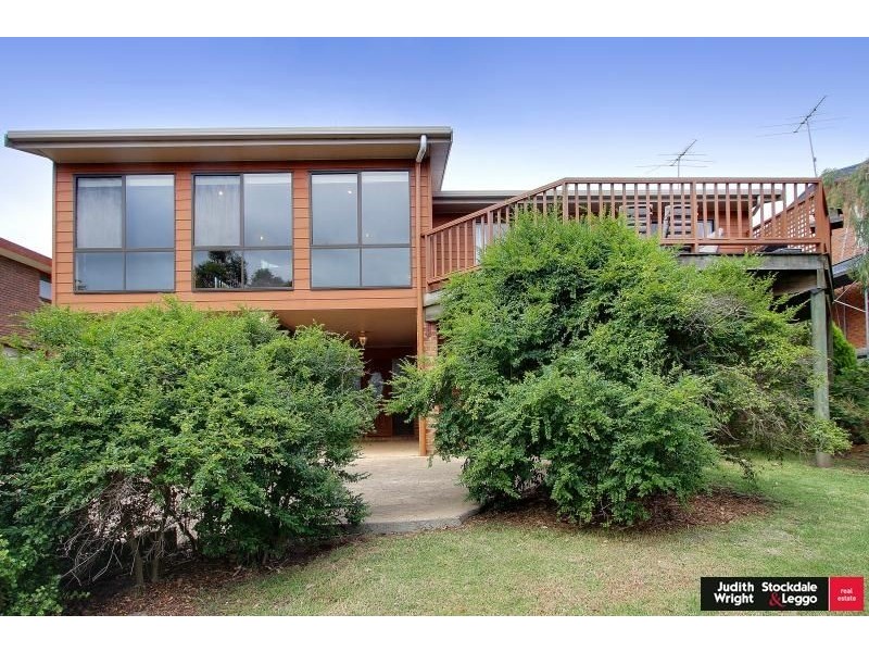 7 Bonwick Avenue, San Remo VIC 3925