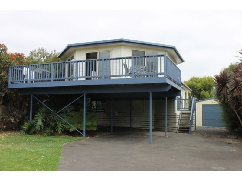 10 Seesburg Street, Cape Woolamai VIC 3925