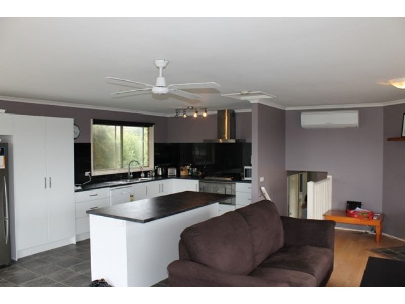 10 Seesburg Street, Cape Woolamai VIC 3925