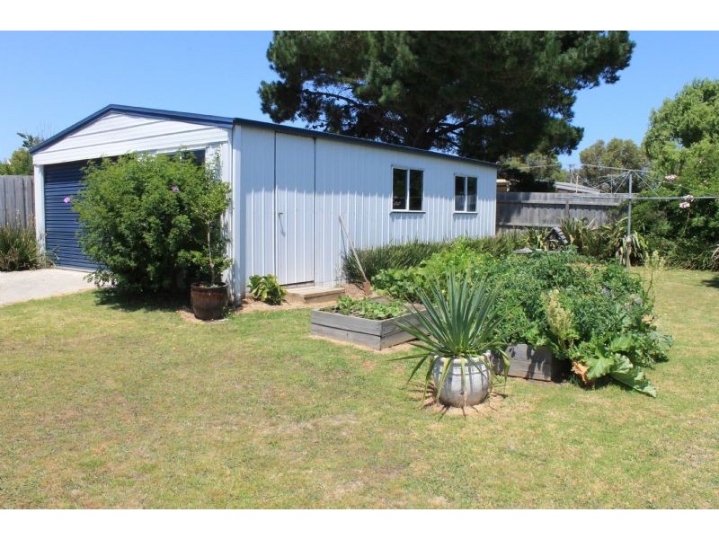 13 Pinedale Avenue, Cape Woolamai VIC 3925
