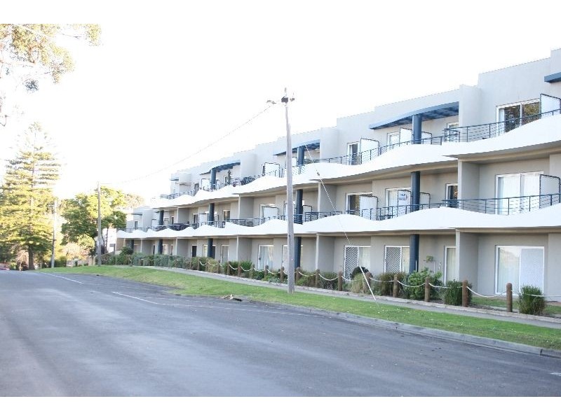 211/1 The Esplanade, Cowes VIC 3922