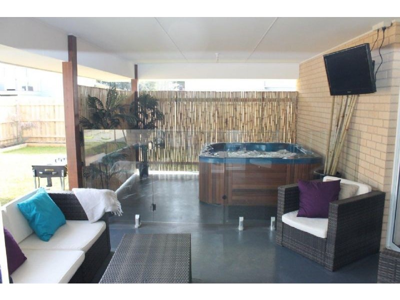 8 Malabar Court, Cowes VIC 3922