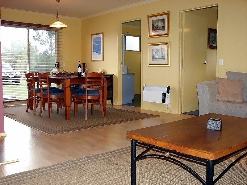 2 Endeavour Court, Cowes VIC 3922