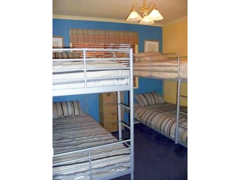 2 Endeavour Court, Cowes VIC 3922