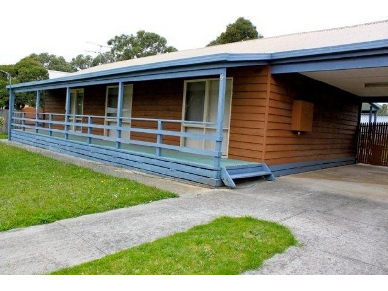 5 Darryl Court, Cowes VIC 3922