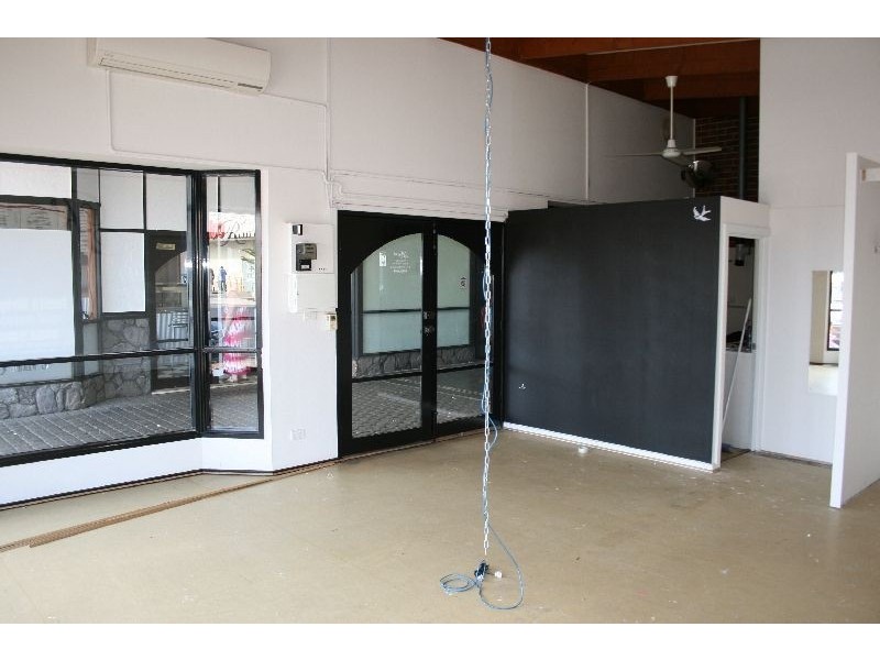 2/72 Chapel Street, Cowes VIC 3922