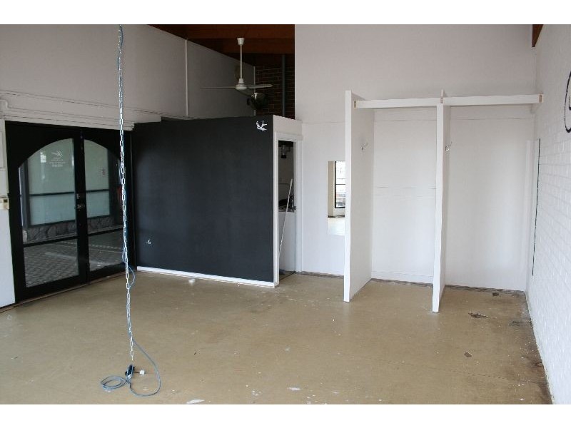 2/72 Chapel Street, Cowes VIC 3922