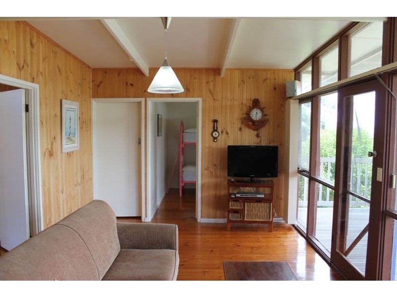 362 Church Street, Cowes VIC 3922